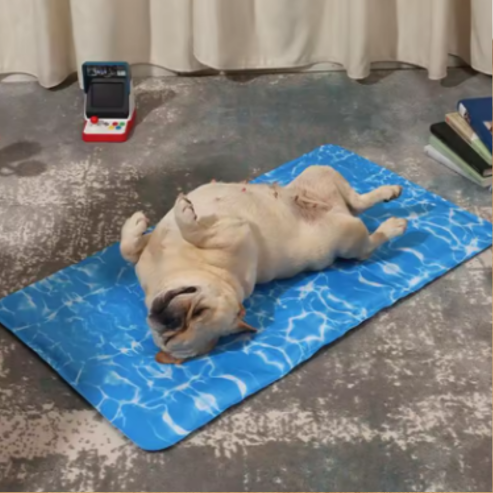 Tapis Rafraîchissant Nepfaivy pour Chien et Chat – Fraîcheur Instantanée et Confort Optimal